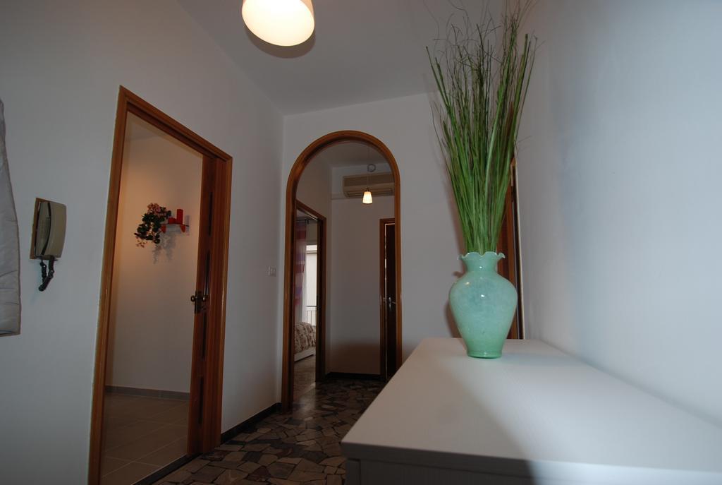 Apartment Podgora 13 メストレ エクステリア 写真